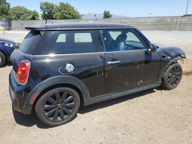 Photo 3 from auction – 2017 MINI COOPER S with VIN WMWXP7C5XH3B93875