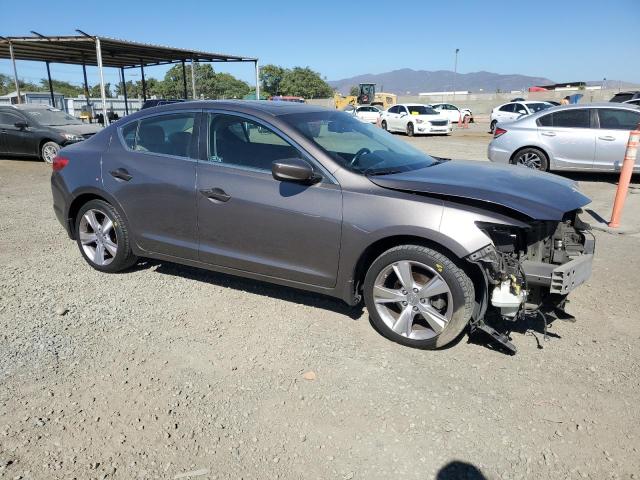 Photo 4 from auction – 2013 ACURA ILX 20 TEC with VIN 19VDE1F72DE011617