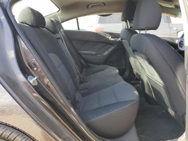 Photo 10 from auction – 2017 KIA FORTE LX with VIN 3KPFL4A77HE032483