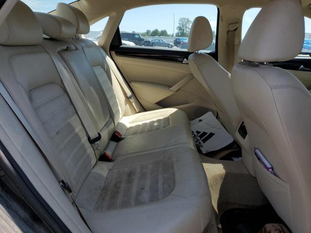 Photo 10 from auction – 2015 VOLKSWAGEN PASSAT SEL with VIN 1VWCT7A33FC118392
