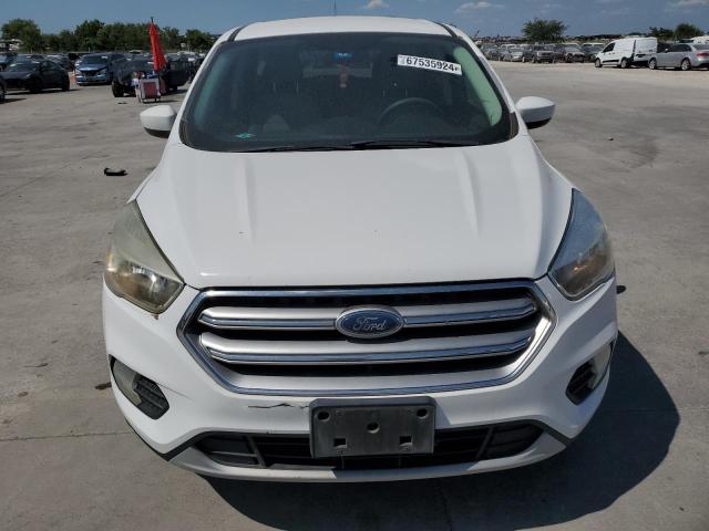 Photo 5 from auction – 2017 FORD ESCAPE SE with VIN 1FMCU0GDXHUC48718