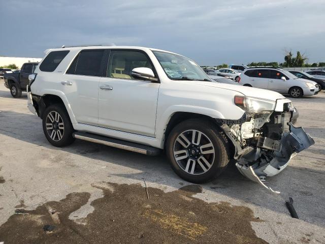 Photo 4 from auction – 2014 TOYOTA 4RUNNER SR with VIN JTEBU5JR5E5186518