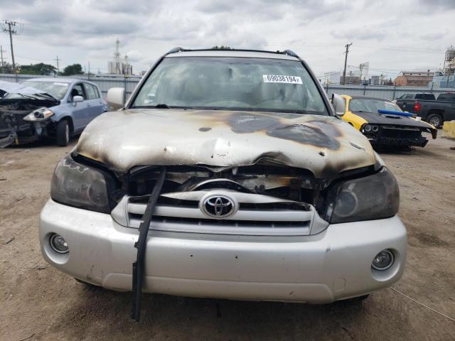 Photo 5 from auction – 2004 TOYOTA HIGHLANDER with VIN JTEEP21AX40052158
