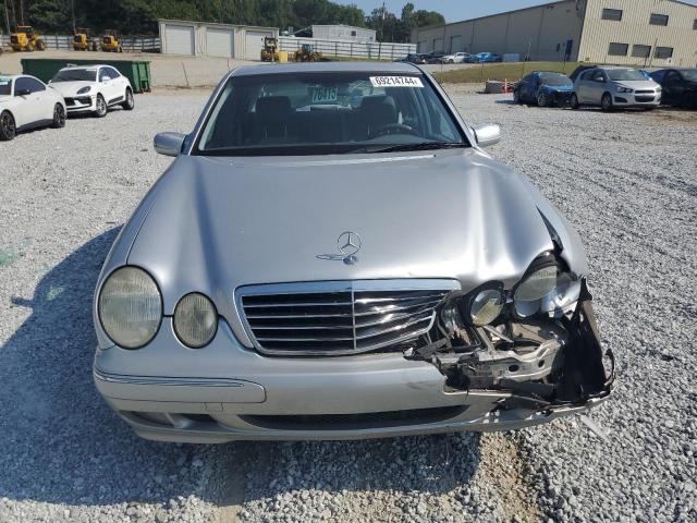 Photo 5 from auction – 2001 MERCEDES-BENZ E 320 with VIN WDBJF65J11B272438
