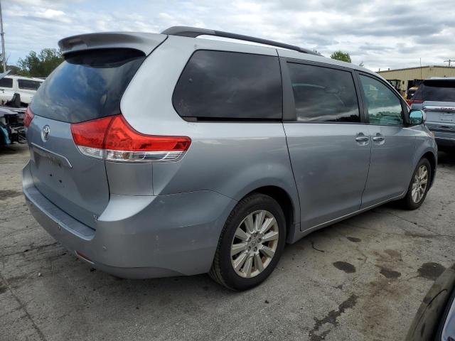 Photo 3 from auction – 2013 TOYOTA SIENNA XLE with VIN 5TDDK3DC5DS068394