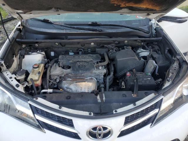 Photo 12 from auction – 2015 TOYOTA RAV4 XLE with VIN JTMRFREV6FD167964