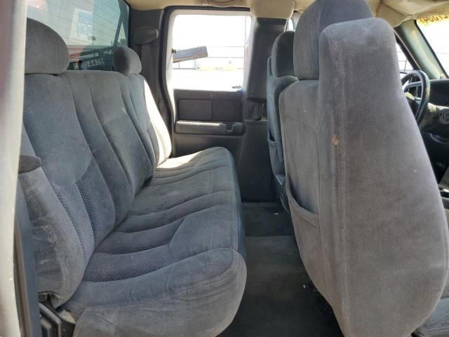 Photo 10 from auction – 2003 CHEVROLET SILVERADO with VIN 2GCEC19T131232566