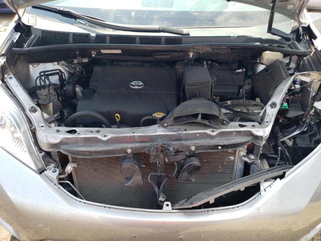 Photo 12 from auction – 2013 TOYOTA SIENNA XLE with VIN 5TDYK3DC6DS284580