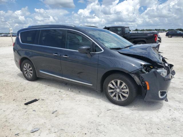 Photo 4 from auction – 2019 CHRYSLER PACIFICA T with VIN 2C4RC1EG6KR686385
