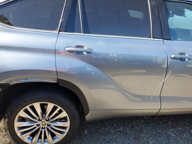 Photo 10 from auction – 2024 TOYOTA HIGHLANDER with VIN 5TDEBRCH7RS604239