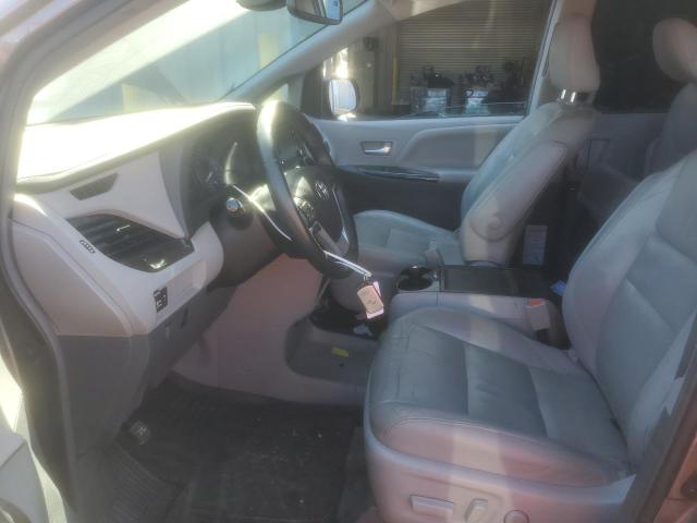 Photo 7 from auction – 2018 TOYOTA SIENNA XLE with VIN 5TDYZ3DC4JS911347