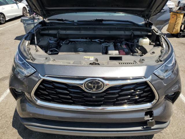 Photo 12 from auction – 2021 TOYOTA HIGHLANDER with VIN 5TDFZRAH1MS037800