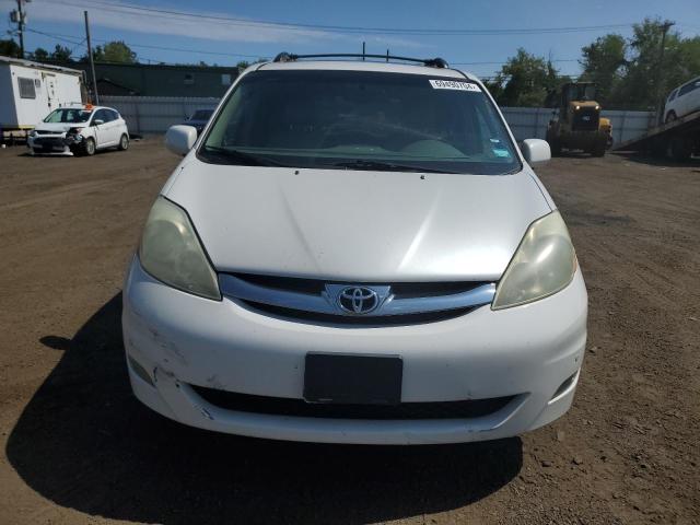 Photo 5 from auction – 2006 TOYOTA SIENNA XLE with VIN 5TDBA22C46S069062