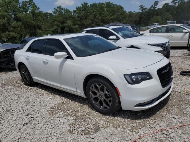 Photo 4 from auction – 2016 CHRYSLER 300 S with VIN 2C3CCAGG3GH262358
