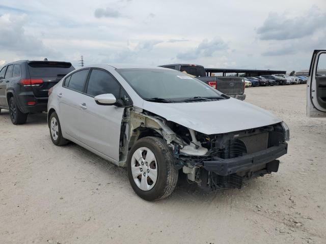 Photo 4 from auction – 2018 KIA FORTE LX with VIN 3KPFL4A73JE196951
