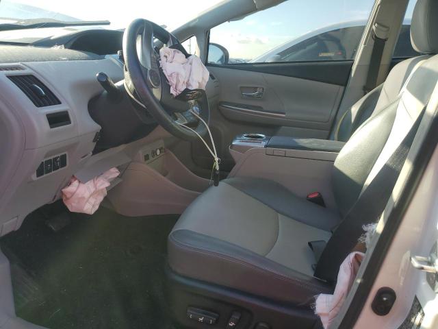 Photo 7 from auction – 2015 TOYOTA PRIUS V with VIN JTDZN3EU2FJ027211