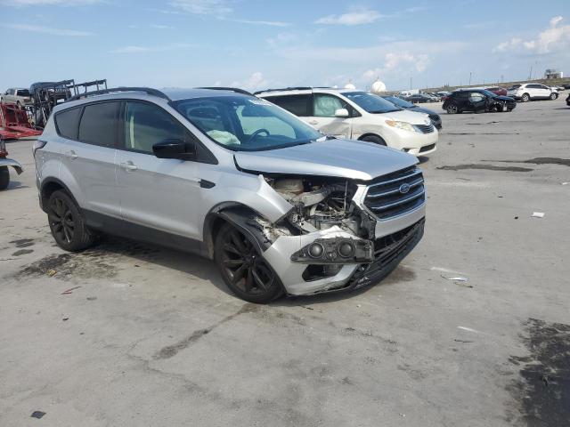 Photo 4 from auction – 2017 FORD ESCAPE SE with VIN 1FMCU0GD7HUD64135
