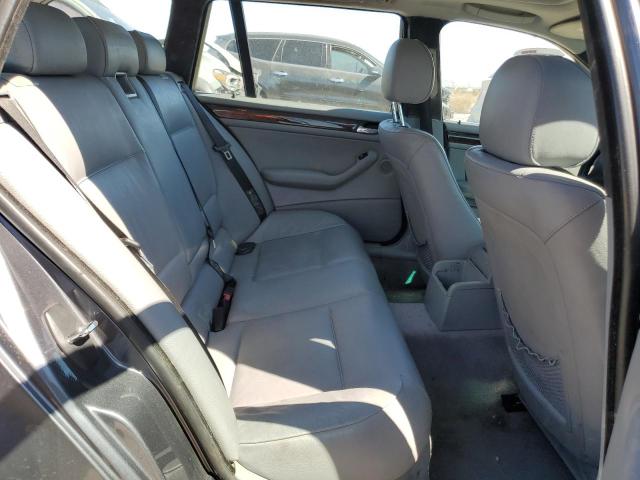 Photo 11 from auction – 2002 BMW 325 XIT with VIN WBAEP33412PF01149