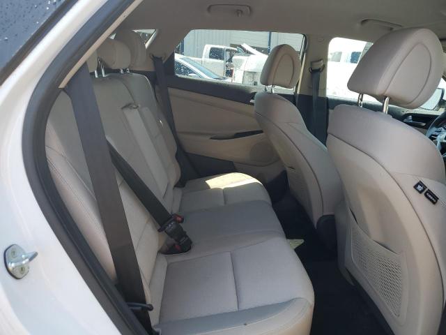Photo 11 from auction – 2016 HYUNDAI TUCSON SE with VIN KM8J23A41GU022833