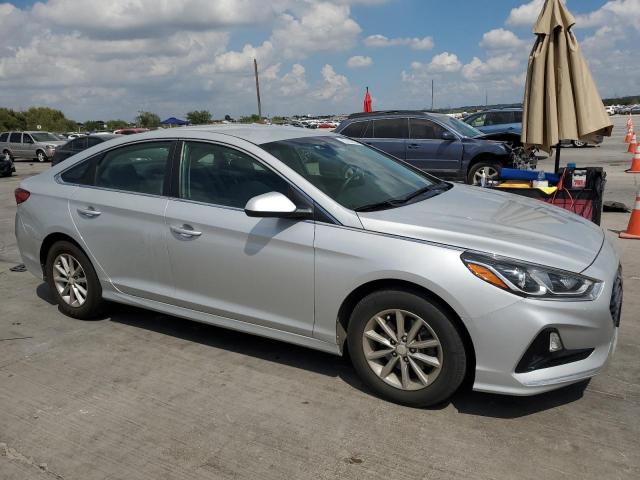 Photo 4 from auction – 2019 HYUNDAI SONATA SE with VIN 5NPE24AF8KH764601