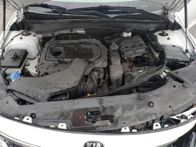 Photo 11 from auction – 2016 KIA OPTIMA EX with VIN 5XXGU4L32GG119743