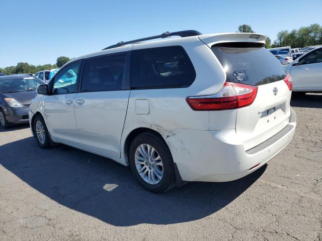 Photo 2 from auction – 2017 TOYOTA SIENNA XLE with VIN 5TDYZ3DC4HS894530
