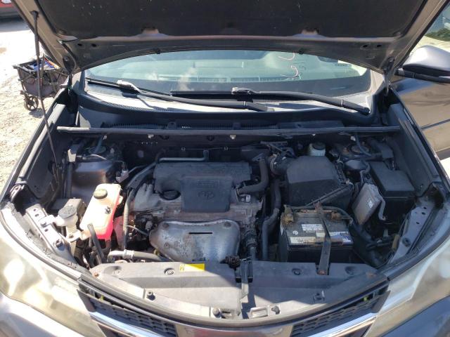 Photo 12 from auction – 2013 TOYOTA RAV4 XLE with VIN 2T3RFREV9DW021767