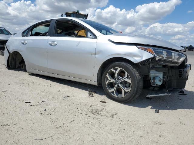Photo 4 from auction – 2021 KIA FORTE FE with VIN 3KPF24AD8ME335176