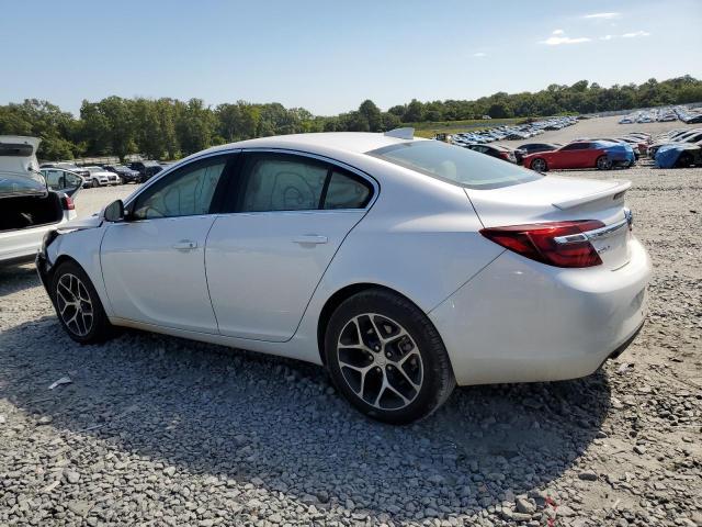 Photo 2 from auction – 2017 BUICK REGAL SPOR with VIN 2G4GL5EX6H9181661