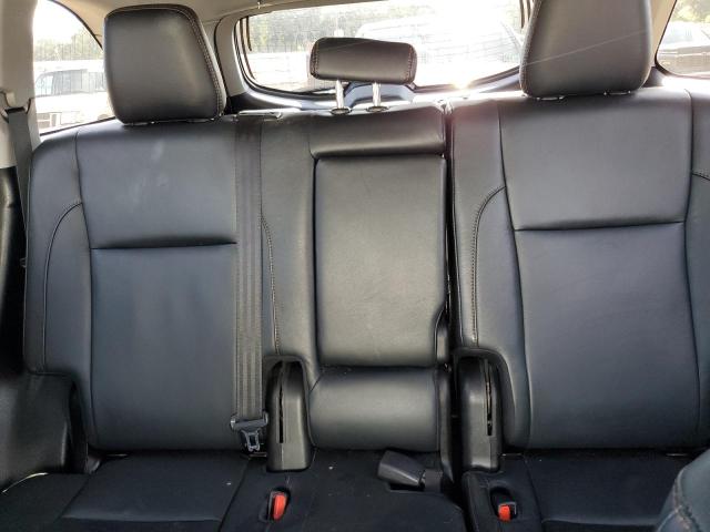Photo 10 from auction – 2018 TOYOTA HIGHLANDER with VIN 5TDKZRFH8JS271628