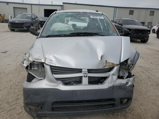 Photo 5 from auction – 2005 DODGE CARAVAN SE with VIN 1D4GP25R65B127749