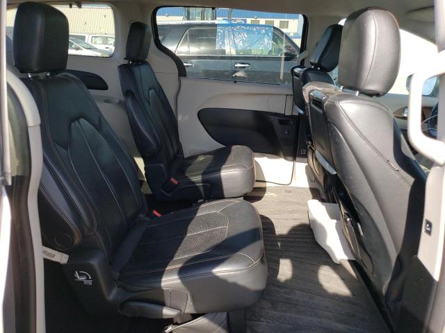 Photo 11 from auction – 2017 CHRYSLER PACIFICA T with VIN 2C4RC1EG5HR644217
