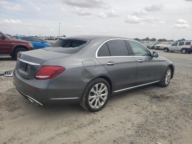 Photo 3 from auction – 2017 MERCEDES-BENZ E 300 with VIN WDDZF4JB6HA066142
