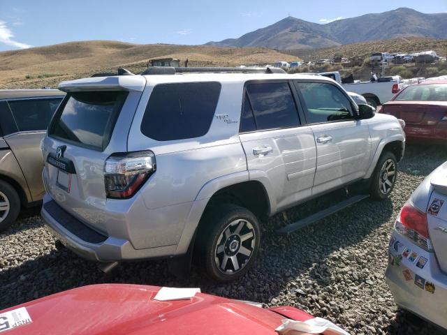 Photo 3 from auction – 2020 TOYOTA 4RUNNER SR with VIN JTEBU5JR7L5824278