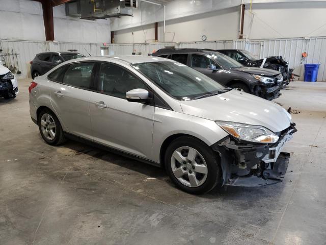 Photo 4 from auction – 2014 FORD FOCUS SE with VIN 1FADP3F2XEL256701