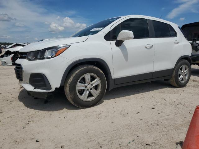 CHEVROLET TRAX LS 2020 with VIN KL7CJKSB6LB315587 - Photo from auction