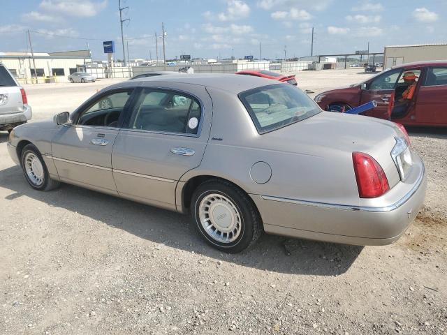 صورة رقم 2 من المزاد - 2000 LINCOLN TOWN CAR E مع VIN 1LNHM81W6YY891042