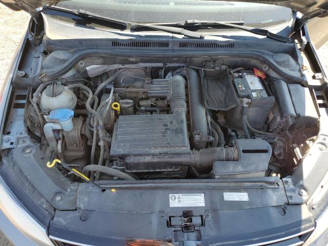 Photo 11 from auction – 2017 VOLKSWAGEN JETTA S with VIN 3VW2B7AJ3HM392738