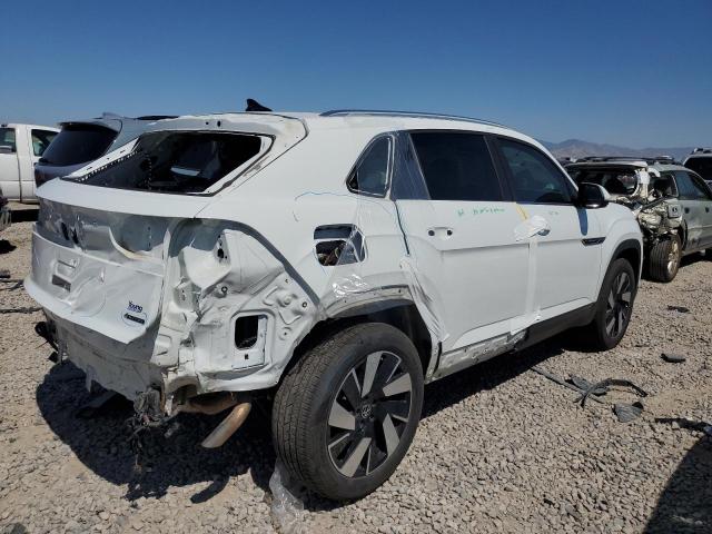 Photo 3 from auction – 2024 VOLKSWAGEN ATLAS CROS with VIN 1V2KE2CA4RC213909
