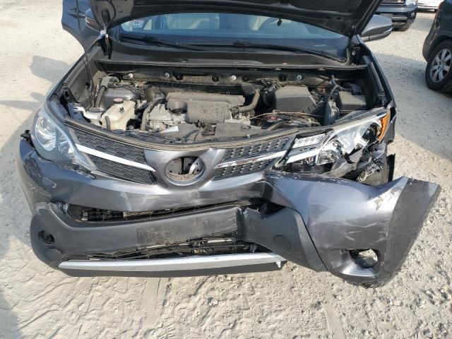 Photo 11 from auction – 2015 TOYOTA RAV4 XLE with VIN JTMRFREV6FD173554
