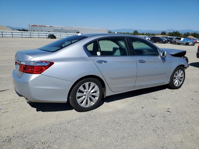 Photo 3 from auction – 2013 HONDA ACCORD EXL with VIN 1HGCR2F83DA139875
