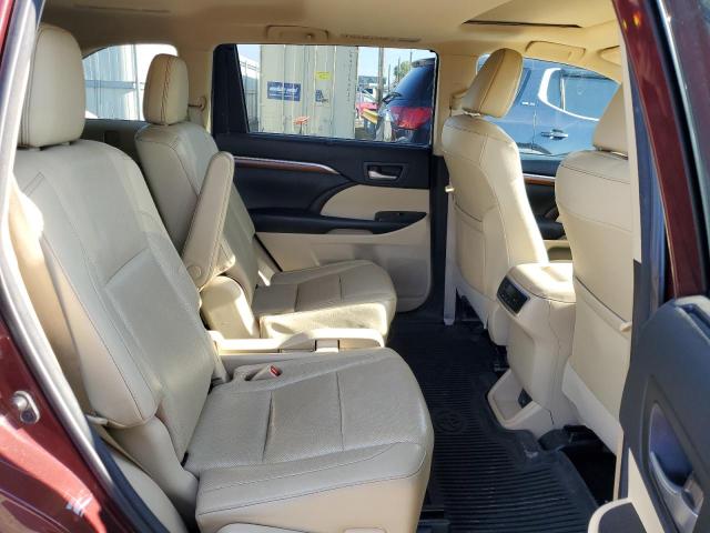 Photo 11 from auction – 2018 TOYOTA HIGHLANDER with VIN 5TDDZRFH6JS827038