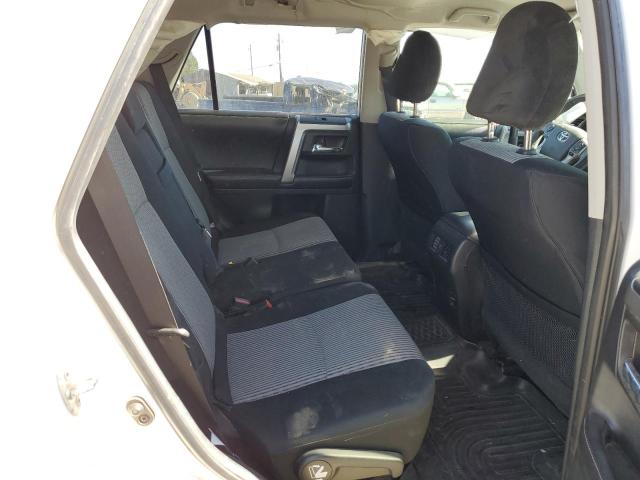 Photo 11 from auction – 2016 TOYOTA 4RUNNER SR with VIN JTEBU5JR6G5330306