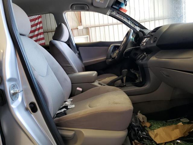 Photo 7 from auction – 2006 TOYOTA RAV4 with VIN JTMBD33V266019807
