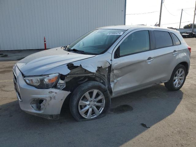 MITSUBISHI OUTLANDER 2015 مع رقم تعريف المركبة 4A4AR3AUXFE043990 - صورة من المزاد