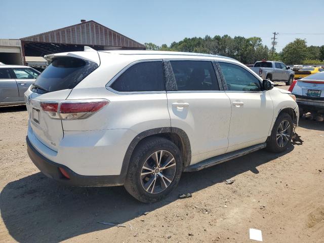 Photo 3 from auction – 2016 TOYOTA HIGHLANDER with VIN 5TDKKRFHXGS133103
