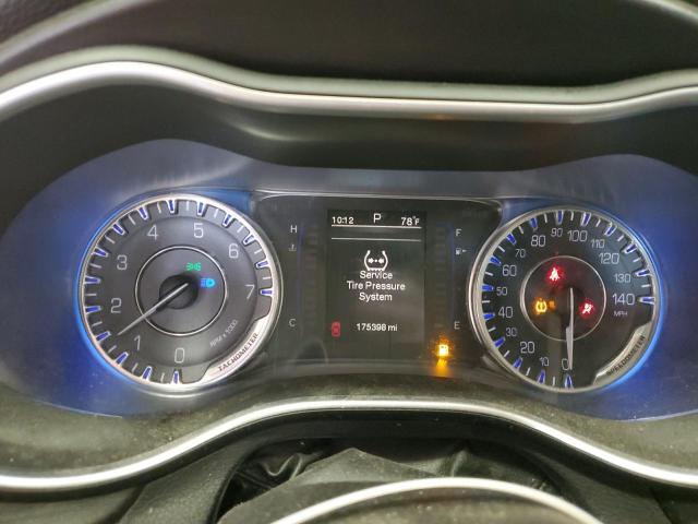 Photo 9 from auction – 2015 CHRYSLER 200 LIMITE with VIN 1C3CCCAG2FN760299