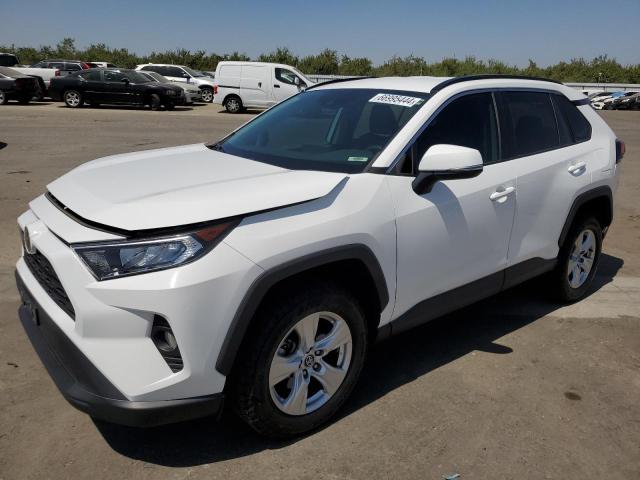 TOYOTA RAV4 XLE 2021 with VIN 2T3P1RFVXMC160120 - Photo from auction