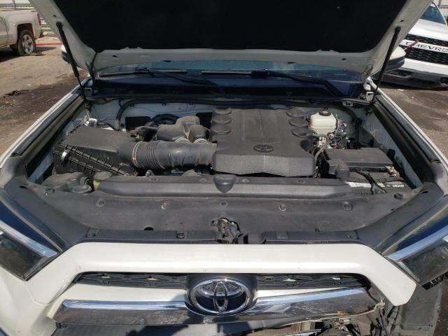 Photo 12 from auction – 2018 TOYOTA 4RUNNER SR with VIN JTEBU5JR2J5571142