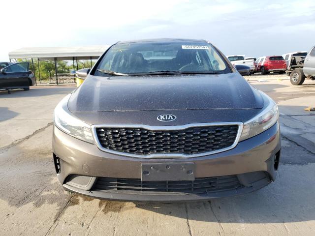 Photo 5 from auction – 2017 KIA FORTE LX with VIN 3KPFK4A78HE158256